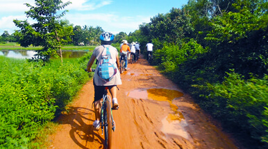 Angkor Adventure and Tonle Sap Lake Bike Tour 5 Days